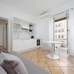 Testaccio Sweet Holiday Apt